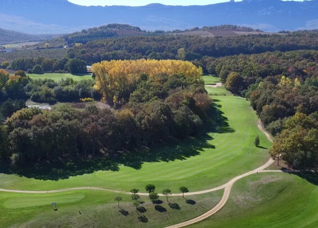 Los mejores campos de golf de España. izki