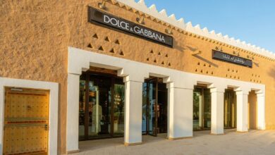 Dolce & Gabbana tienda en Al Bujairi Terrace, Diriyah, Arabia Saudí