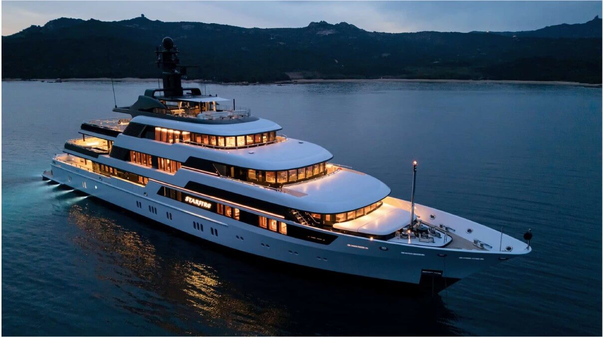 Yate Starfire renovado por Abeking & Rasmussen