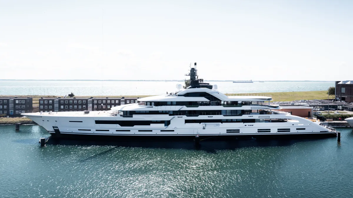 Damen Yachting Amels proyecto Tanzanite