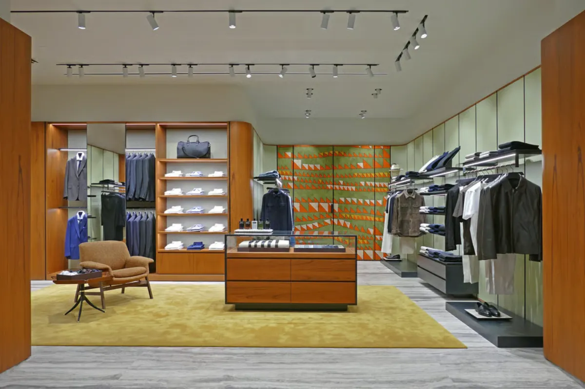 Tienda Brioni en Palacio de Hierro en Monterrey México