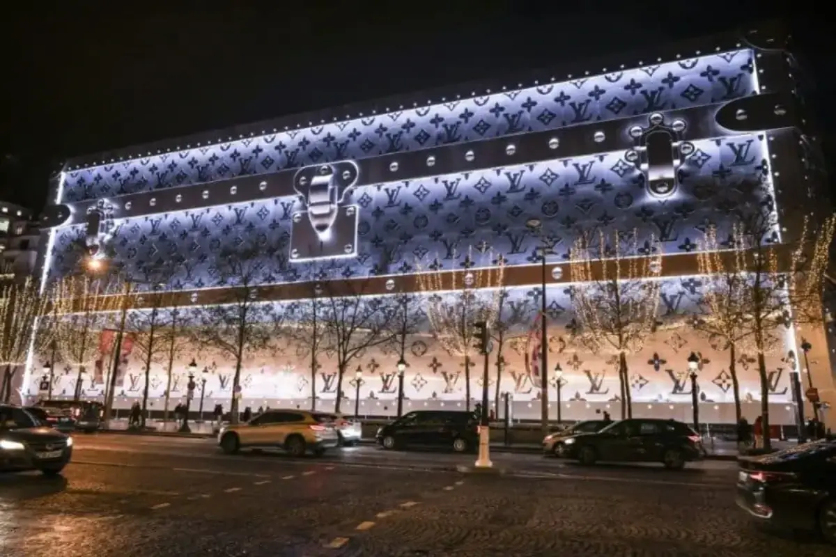 Hotel Louis Vuitton Campos Elíseos París